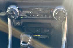 2020 Toyota
RAV4 GXL