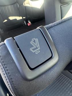 2025 Ford Everest Ambiente MY25.25 4X4 Dual Range Arctic White