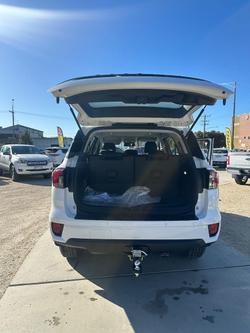 2025 Ford Everest Ambiente MY25.25 4X4 Dual Range Arctic White