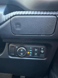 2025 Ford Everest Ambiente MY25.25 4X4 Dual Range Arctic White