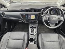 2016 Toyota
Corolla ZR