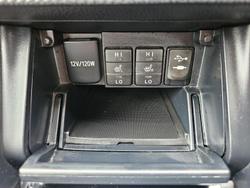 2016 Toyota
                Corolla ZR