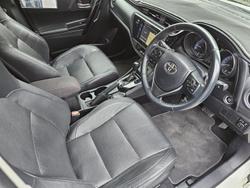 2016 Toyota
                Corolla ZR
