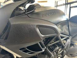 2013 Ducati Diavel Diavel Black