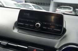 2017 Mazda
2 Neo