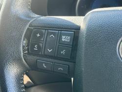 2015 Toyota
                Hilux SR5