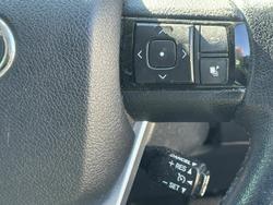 2015 Toyota
                Hilux SR5