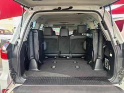 2020 Lexus
LX LX570