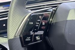 2024 Peugeot
3008 GT Premium Hybrid