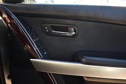 2015 Mazda
CX-9 Luxury