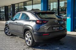 2021 Mazda
MX-30 G20e Touring