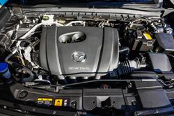 2021 Mazda
                MX-30 G20e Touring