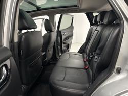 2016 Nissan
QASHQAI Ti