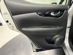 2016 Nissan
QASHQAI Ti