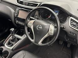 2016 Nissan
QASHQAI Ti