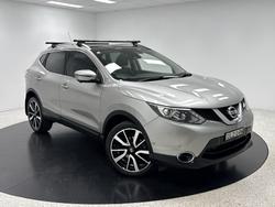 2016 Nissan
QASHQAI Ti
