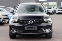 2024 Volvo
                XC40 Ultra B4 Dark