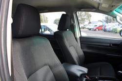 2022 Toyota
Hilux SR