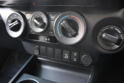2022 Toyota
Hilux SR