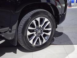 2021 Toyota
Landcruiser Prado VX