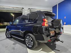 2021 Toyota
Landcruiser Prado VX