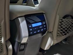 2021 Toyota
Landcruiser Prado VX