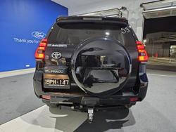 2021 Toyota
Landcruiser Prado VX