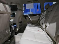 2021 Toyota
Landcruiser Prado VX