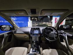 2021 Toyota
Landcruiser Prado VX