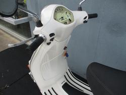 2012 VESPA LX 125 White