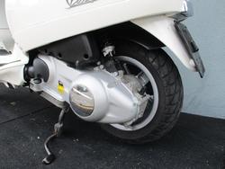 2012 VESPA LX 125 White