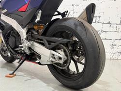 2021 Aprilia RSV4 1100 Factory RSV4
