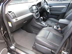 2016 Holden
                Captiva LTZ