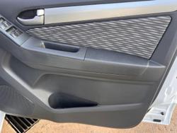 2014 Holden Colorado LS RG MY15 4x2 Summit White