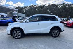 2024 Suzuki
Vitara Turbo