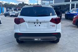 2024 Suzuki
Vitara Turbo