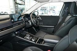 2024 Mitsubishi
Outlander LS