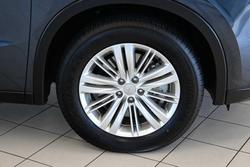 2024 Mitsubishi
Outlander LS