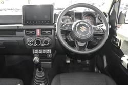 2025 Suzuki
Jimny XL