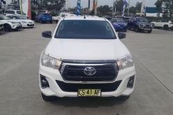 2018 Toyota
Hilux SR