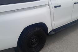 2018 Toyota
Hilux SR