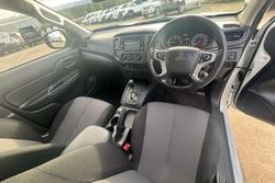2021 Mitsubishi
Triton GLX