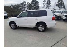 2015 Toyota
                Landcruiser GXL