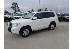 2015 Toyota
                Landcruiser GXL