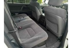 2015 Toyota
                Landcruiser GXL