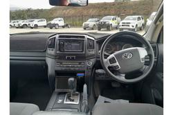 2015 Toyota
                Landcruiser GXL