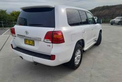 2015 Toyota
                Landcruiser GXL