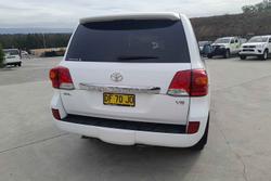 2015 Toyota
                Landcruiser GXL