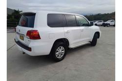 2015 Toyota
                Landcruiser GXL