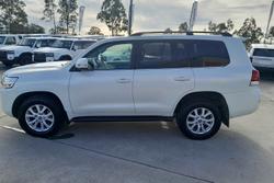 2020 Toyota
Landcruiser VX